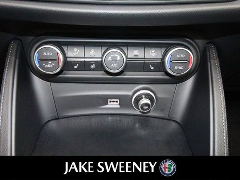 Used 2022 Alfa Romeo Stelvio Sprint image 20