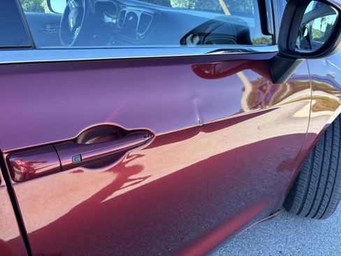 Used 2017 Chrysler Pacifica Touring image 44