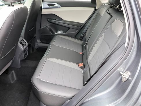 New 2025 Volkswagen Taos SE image 34