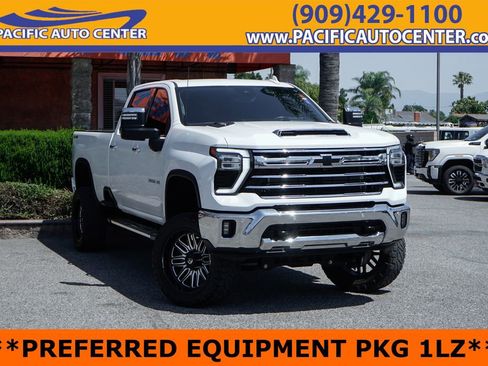 Used 2024 Chevrolet Silverado 3500 LTZ w/ LTZ Convenience Package AWD/4WD image 1