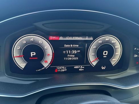 Used 2024 Audi A6 2.0T Premium image 25