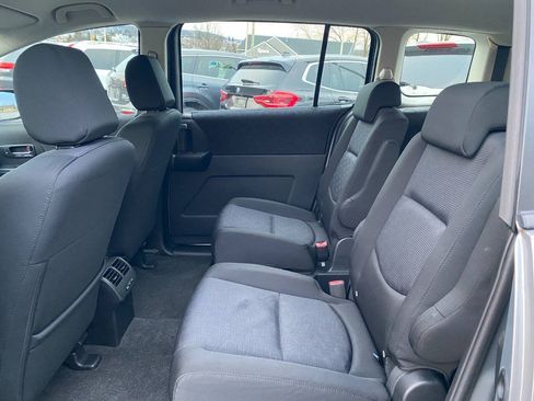 Used 2010 MAZDA MAZDA5 Sport FWD image 17