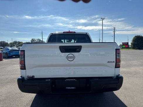 New 2026 Nissan Frontier S image 4
