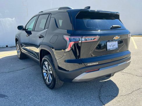 New 2026 Chevrolet Equinox LT w/ Convenience Package II image 3