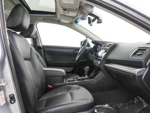 Used 2017 Subaru Legacy 3.6R Limited AWD/4WD image 11