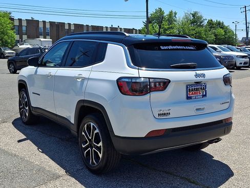 Used 2022 Jeep Compass Limited AWD/4WD image 4