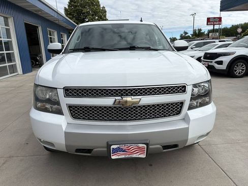 Used 2010 Chevrolet Avalanche LT w/ Luxury Package AWD/4WD image 3