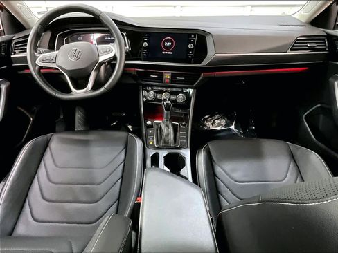 Used 2023 Volkswagen Jetta SEL image 17