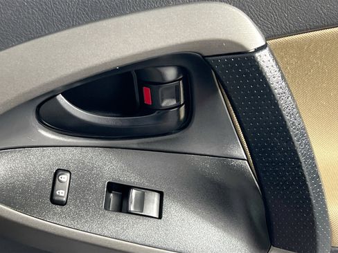 Used 2010 Toyota RAV4 2WD image 31