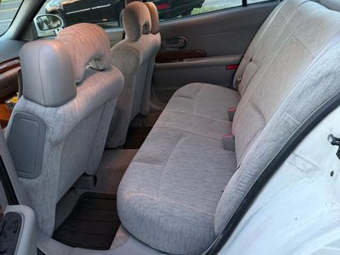 Used 2002 Buick Le Sabre Custom w/ Luxury Pkg FWD image 12
