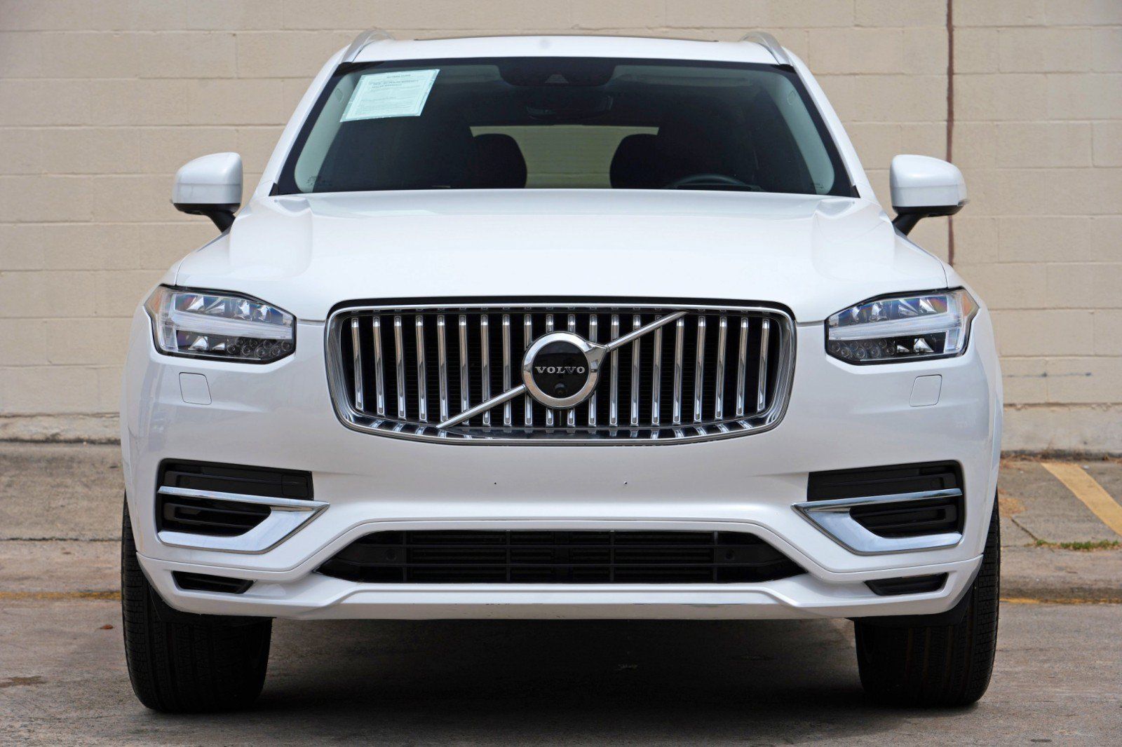 Used 2021 Volvo XC90 T8 Inscription Expression w/ Advanced Package AWD/4WD image 5