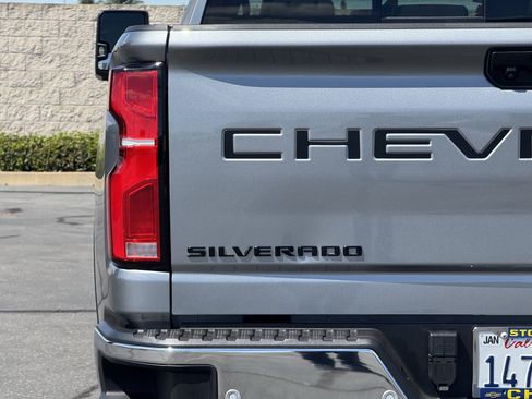 Certified 2025 Chevrolet Silverado 3500 LTZ w/ LTZ Convenience Package AWD/4WD image 7