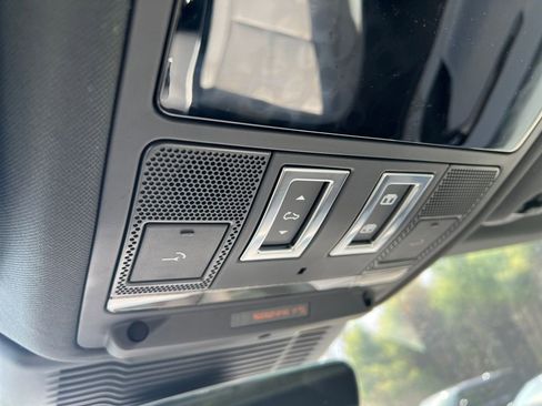 New 2026 Land Rover Range Rover Evoque S image 21