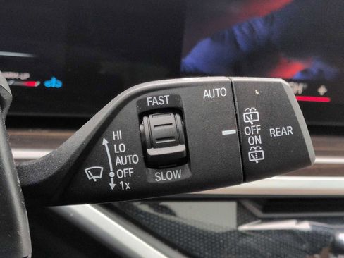 Certified 2023 BMW X7 xDrive40i w/ Executive Package image 28