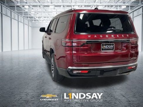 Used 2024 Jeep Wagoneer Series II image 8