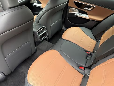 New 2026 Mercedes-Benz E 53 AMG e 4MATIC Sedan image 11