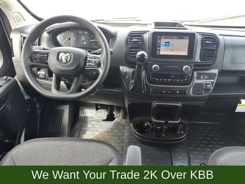 Used 2025 RAM ProMaster 2500 w/ Convenience Group image 17