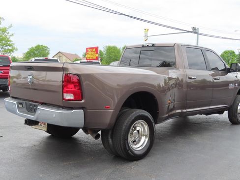 Used 2018 RAM 3500 SLT w/ Luxury Group AWD/4WD image 20