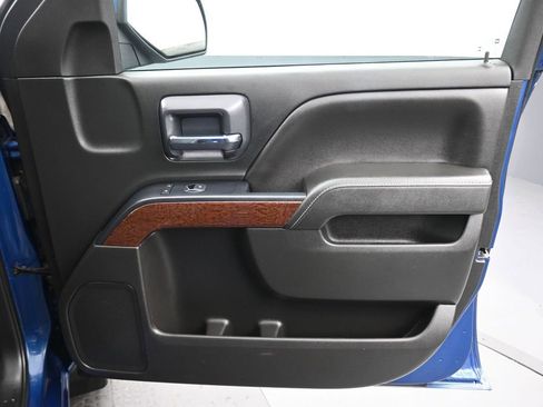 Used 2018 GMC Sierra 1500 SLE w/ SLE Value Package image 39