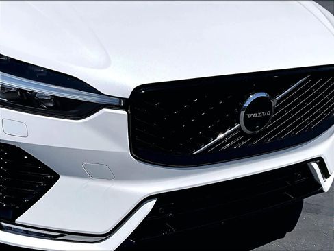 Used 2026 Volvo XC60 B5 Ultra w/ Protection Package Premier AWD/4WD image 32
