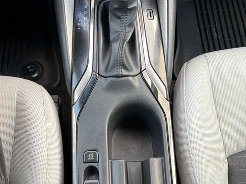 Used 2023 Toyota Corolla SE FWD image 20