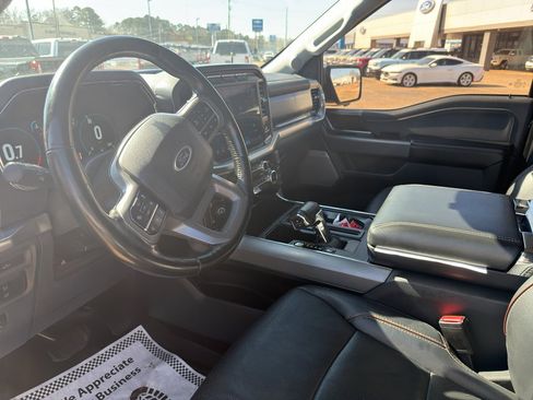 Used 2022 Ford F150 Lariat image 25