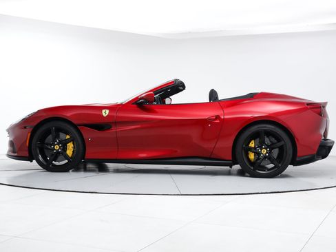 Certified 2023 Ferrari Portofino M RWD image 4