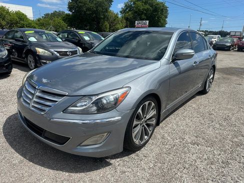 Used 2014 Hyundai Genesis 5.0 R-Spec image 1