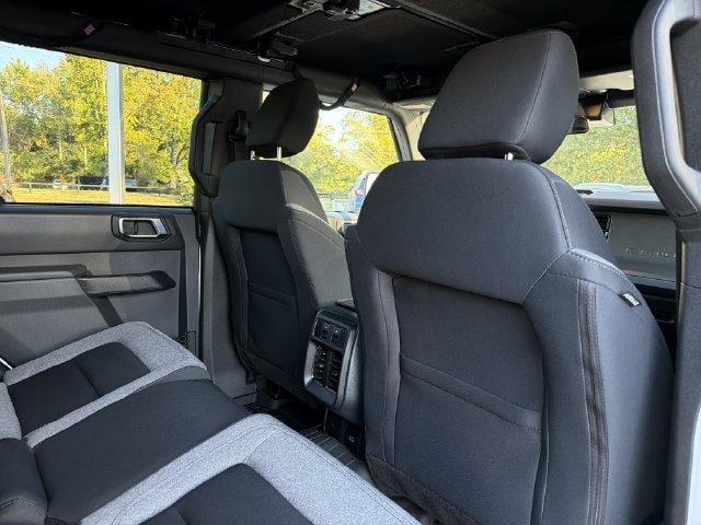 Used 2025 Ford Bronco Big Bend AWD/4WD image 16