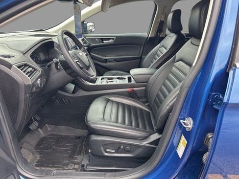 Certified 2022 Ford Edge SEL w/ Convenience Package image 3