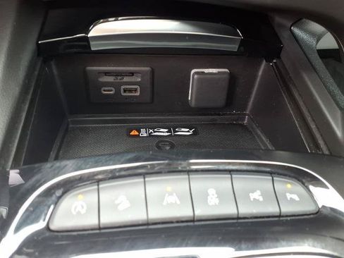 Certified 2023 Buick Envision Avenir AWD/4WD image 31