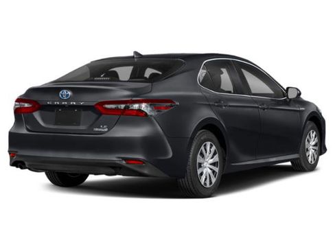 Used 2021 Toyota Camry XSE image 2