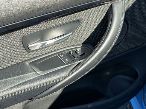 Used 2018 BMW M4 Coupe RWD image 22