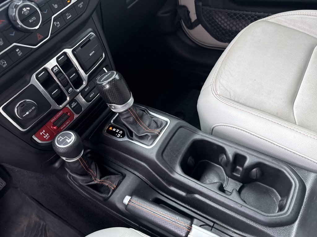 Used 2020 Jeep Gladiator Mojave AWD/4WD image 25