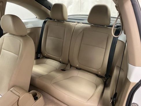 Used 2016 Volkswagen Beetle 1.8T S image 18