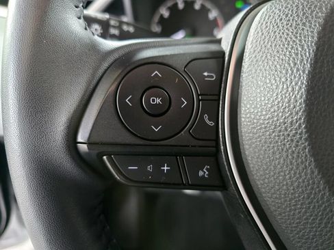 Used 2024 Toyota Corolla SE w/ SE Package FWD image 29