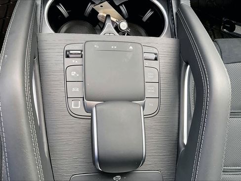 Used 2025 Mercedes-Benz GLE 53 AMG AMG GLE 53 image 31