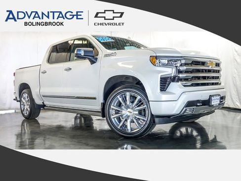Certified 2022 Chevrolet Silverado 1500 High Country w/ High Country Premium Package AWD/4WD image 1