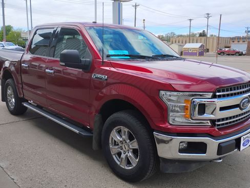 Used 2018 Ford F150 XLT w/ Equipment Group 302A Luxury AWD/4WD image 4