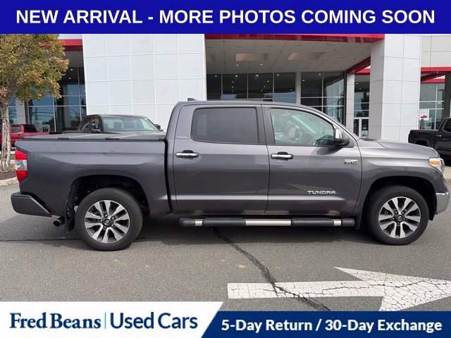 Used 2021 Toyota Tundra Limited w/ Limited Premium Package AWD/4WD image 2
