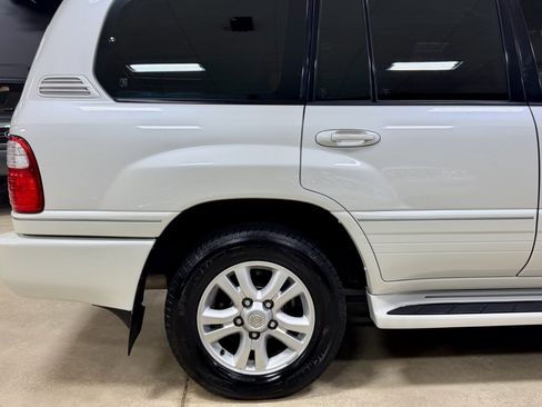 Used 2003 Lexus LX 470 4WD image 15
