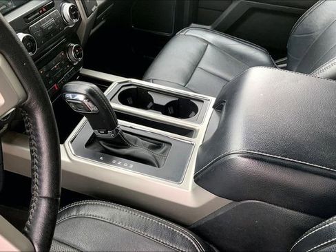 Used 2018 Ford F150 Lariat w/ Equipment Group 502A Luxury image 16