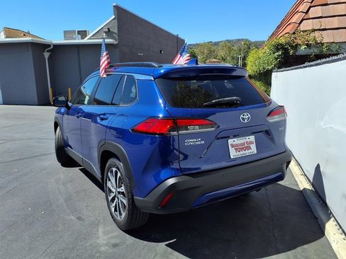 Certified 2024 Toyota Corolla Cross XLE FWD image 6