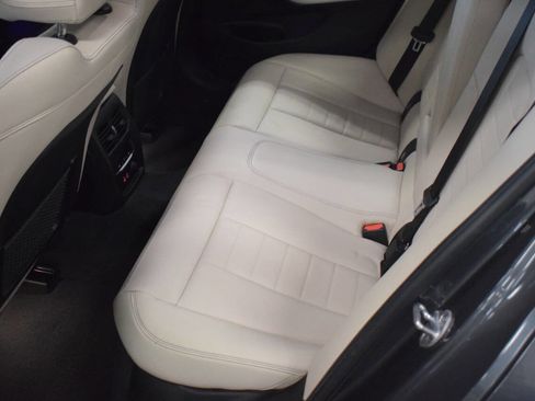 Used 2020 BMW 330i Sedan w/ M Sport Package image 62