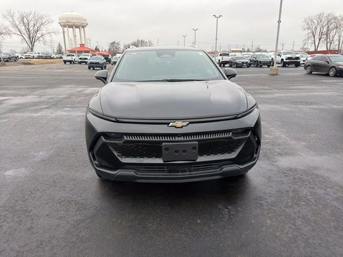 Used 2026 Chevrolet Equinox EV LT image 5