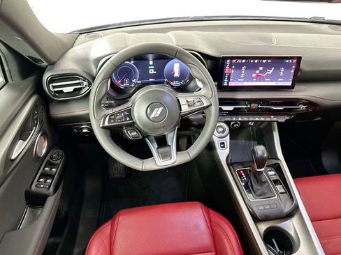 Used 2024 Dodge Hornet R/T Plus image 11