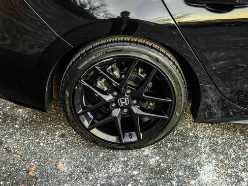 Used 2023 Honda Civic Sport image 6