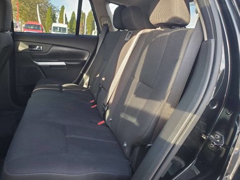Used 2013 Ford Edge SE image 11
