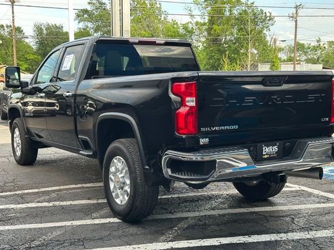 Used 2022 Chevrolet Silverado 3500 LTZ w/ Z71 Off-Road Package AWD/4WD image 8