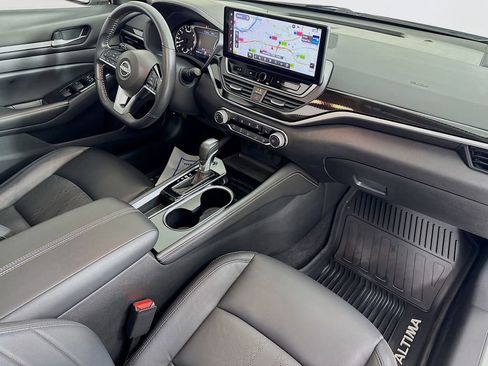 Used 2024 Nissan Altima 2.5 SR w/ SR Premium Package image 37